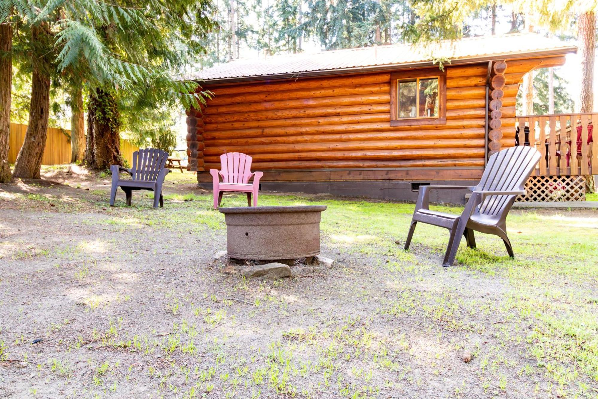 Riverbend Cottage & Rv Resort Parksville Esterno foto