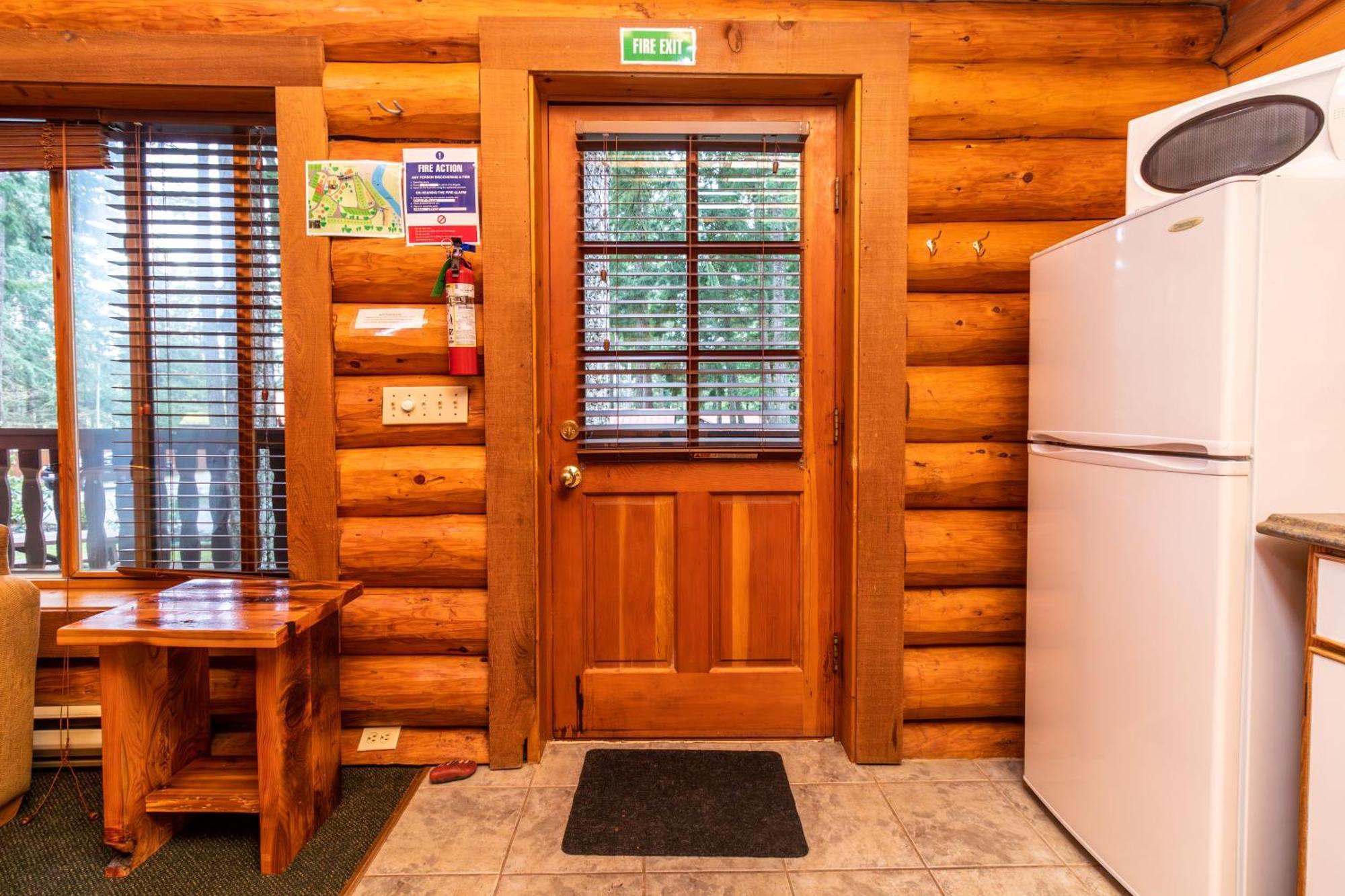 Riverbend Cottage & Rv Resort Parksville Esterno foto