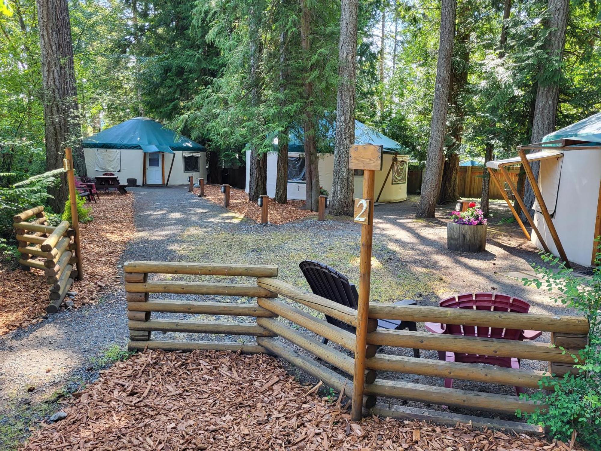 Riverbend Cottage & Rv Resort Parksville Esterno foto