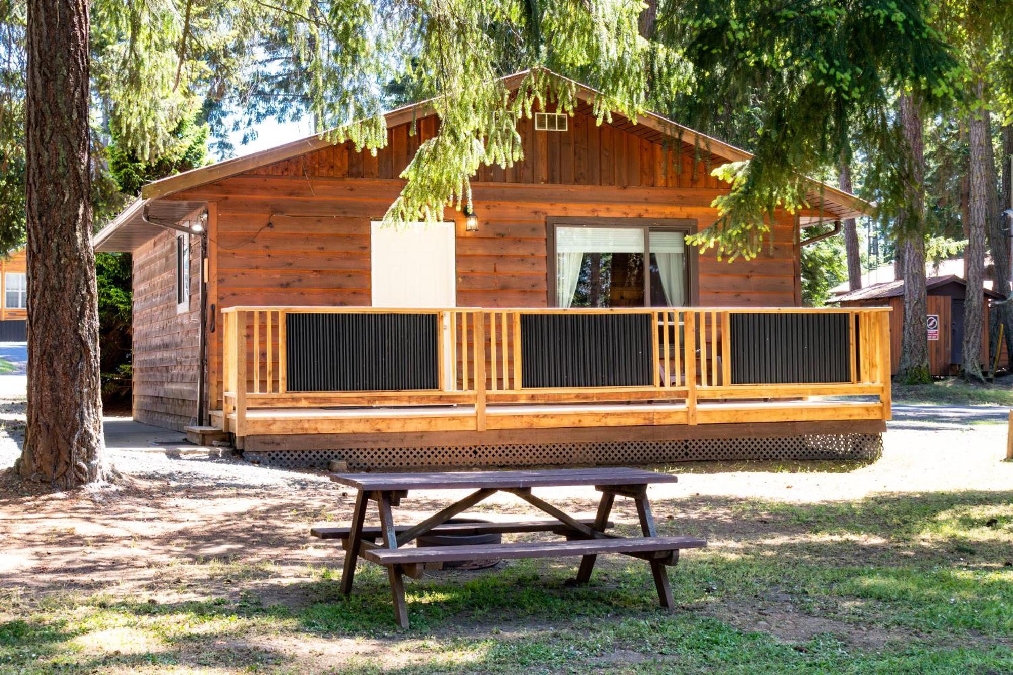 Riverbend Cottage & Rv Resort Parksville Esterno foto